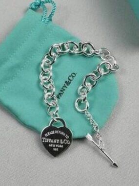 Tiffany & Co. Lovestruck Heart Tag Bracelet